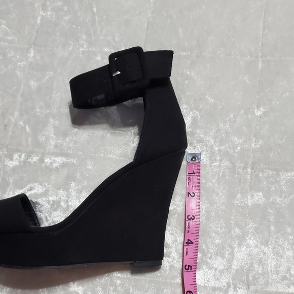 Madden Girl Black Suede Wedges - Picture 6 of 7